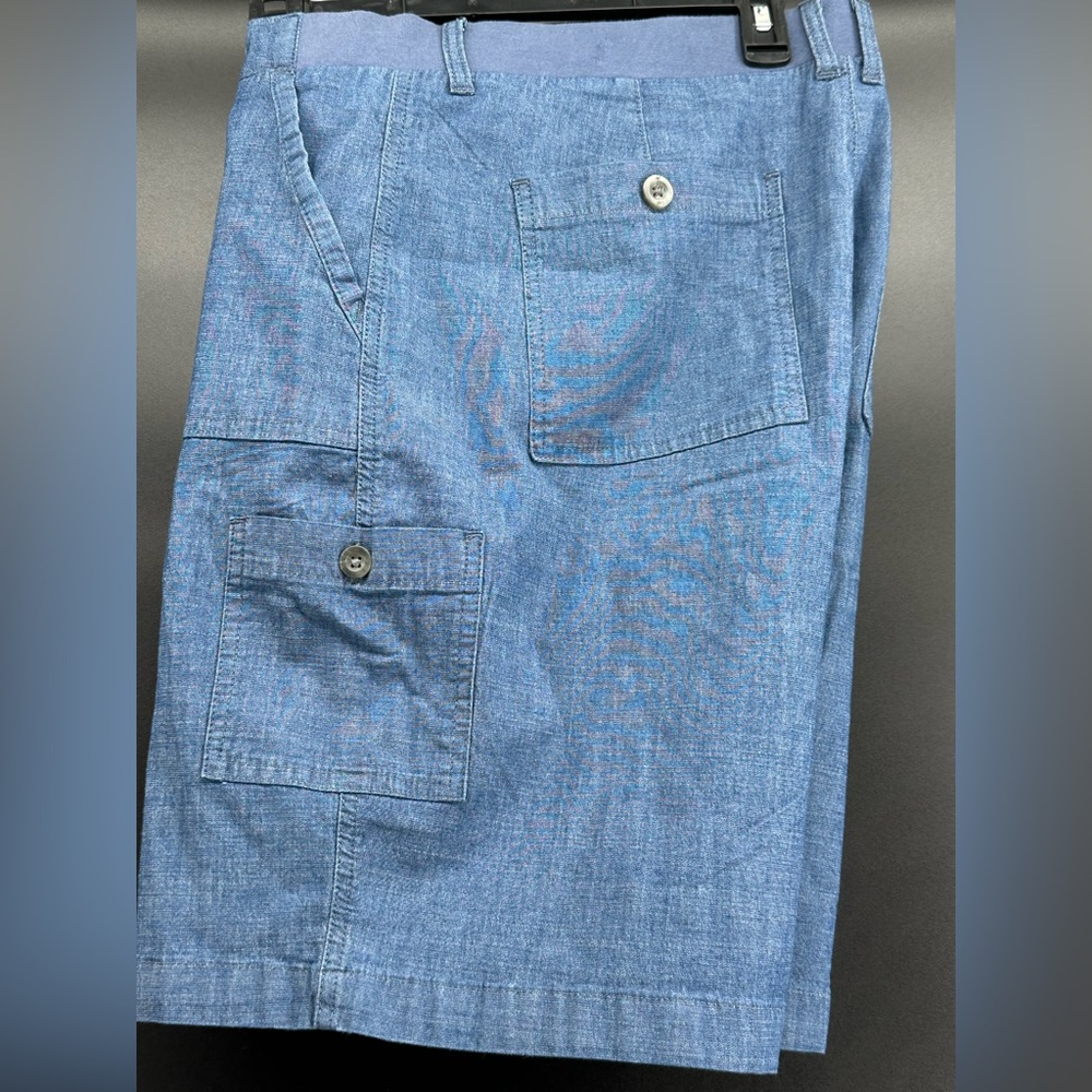 Lee Men’s Flex-to-Go Relaxed Fit Bermuda Cargo Shorts - Picture 1 of 6